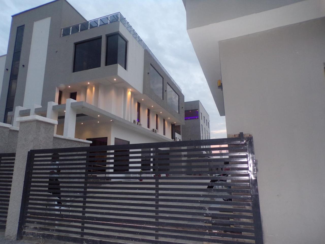 The Mayhill Lekki Eksteriør bilde